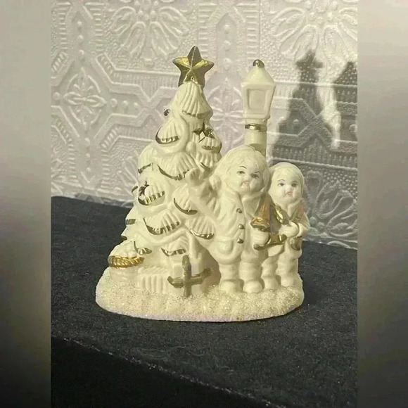 Vintage Porcelain Tealight Christmas Decor, White &  Gold, Holiday Christmas - Picture 7 of 12